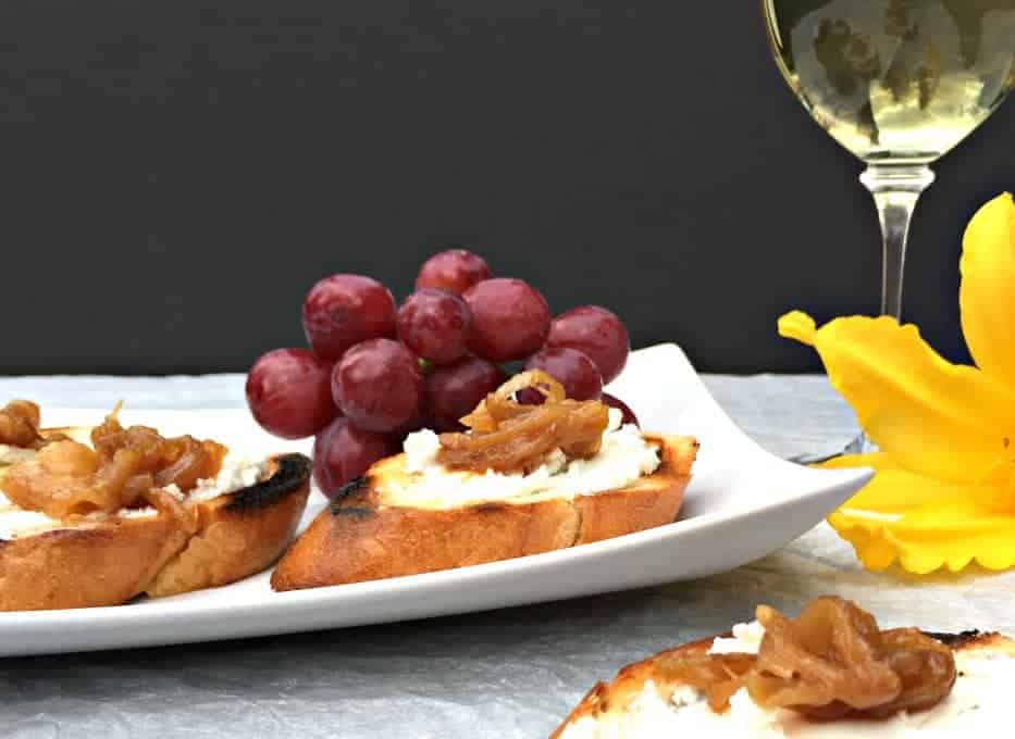 crostini with goat cheese