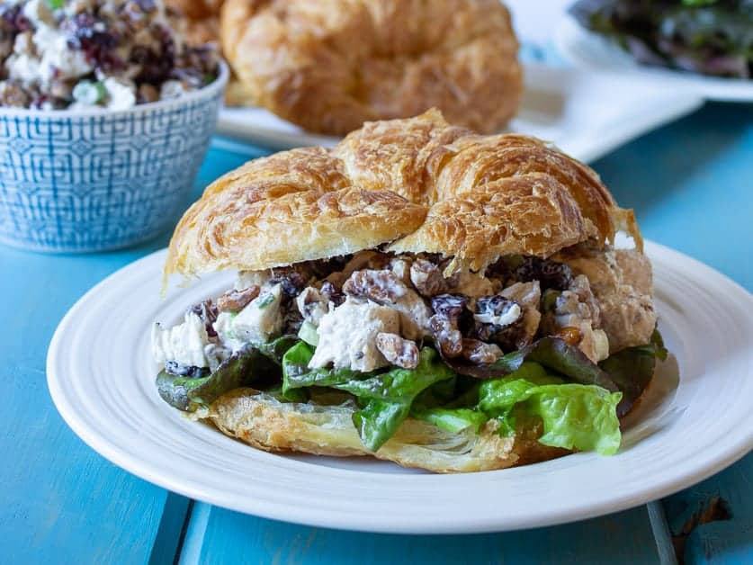 bob evans cranberry pecan chicken salad calories