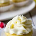 Lemon buttercream frosting