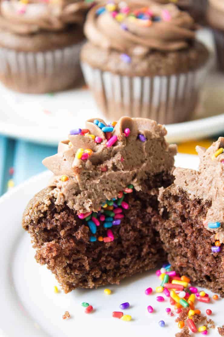 confetti cupcakes