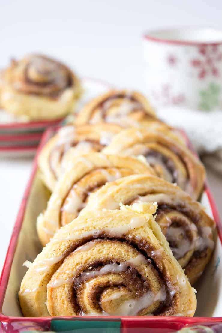 Breakfast rolls in a rectangular serving dish. 