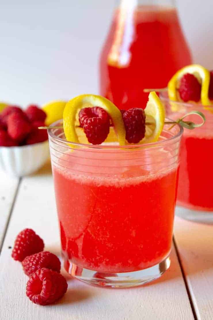 fresh raspberry lemonade