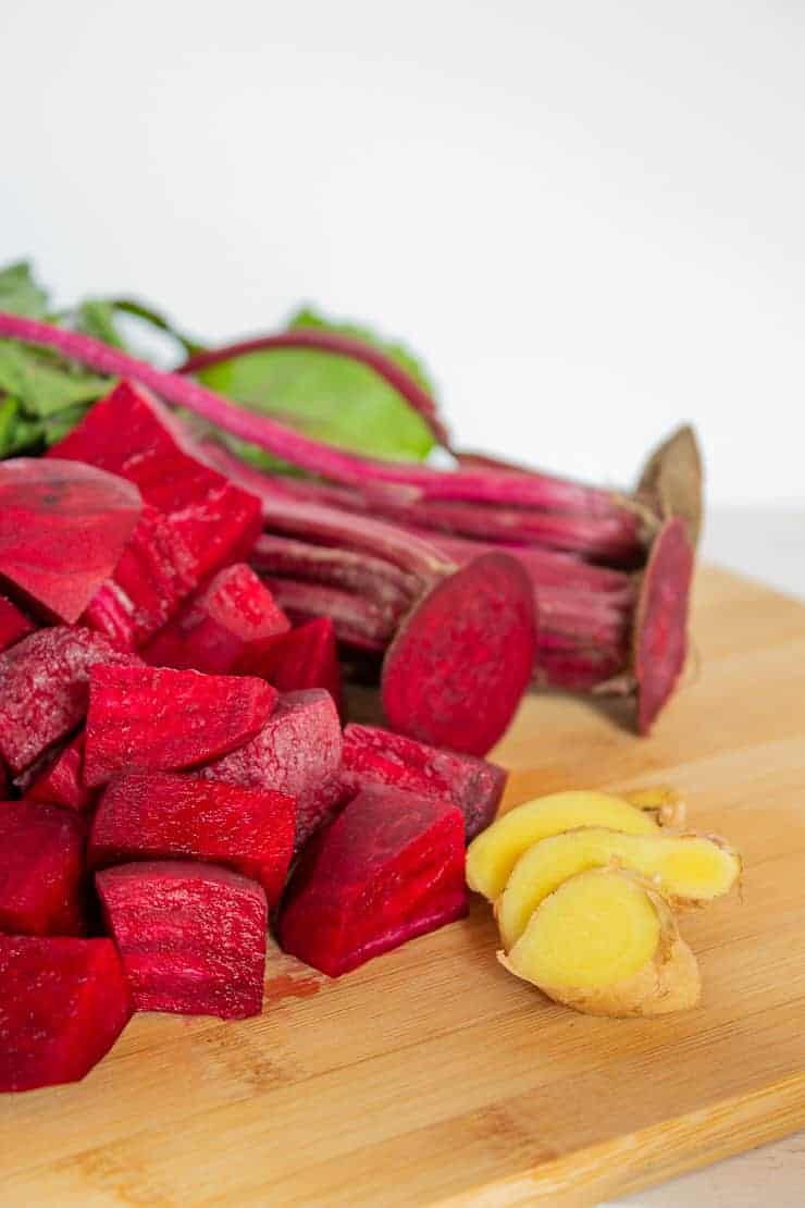 Fresh beets and sliced ginger 