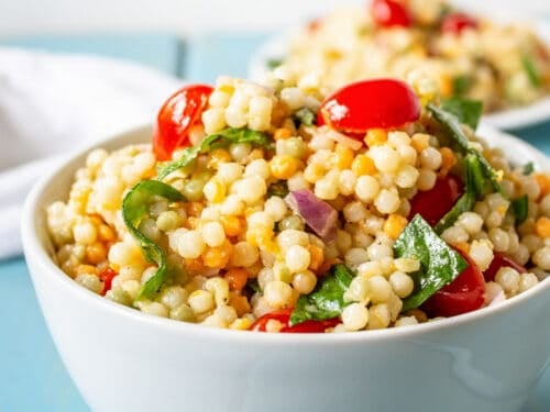 couscous salad with orange dressing Couscous and chickpea salad with orange-balsamic dressing