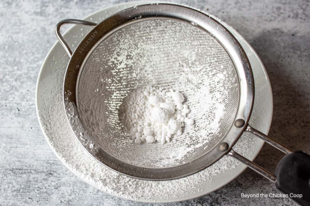 Sifted powdered sugar.