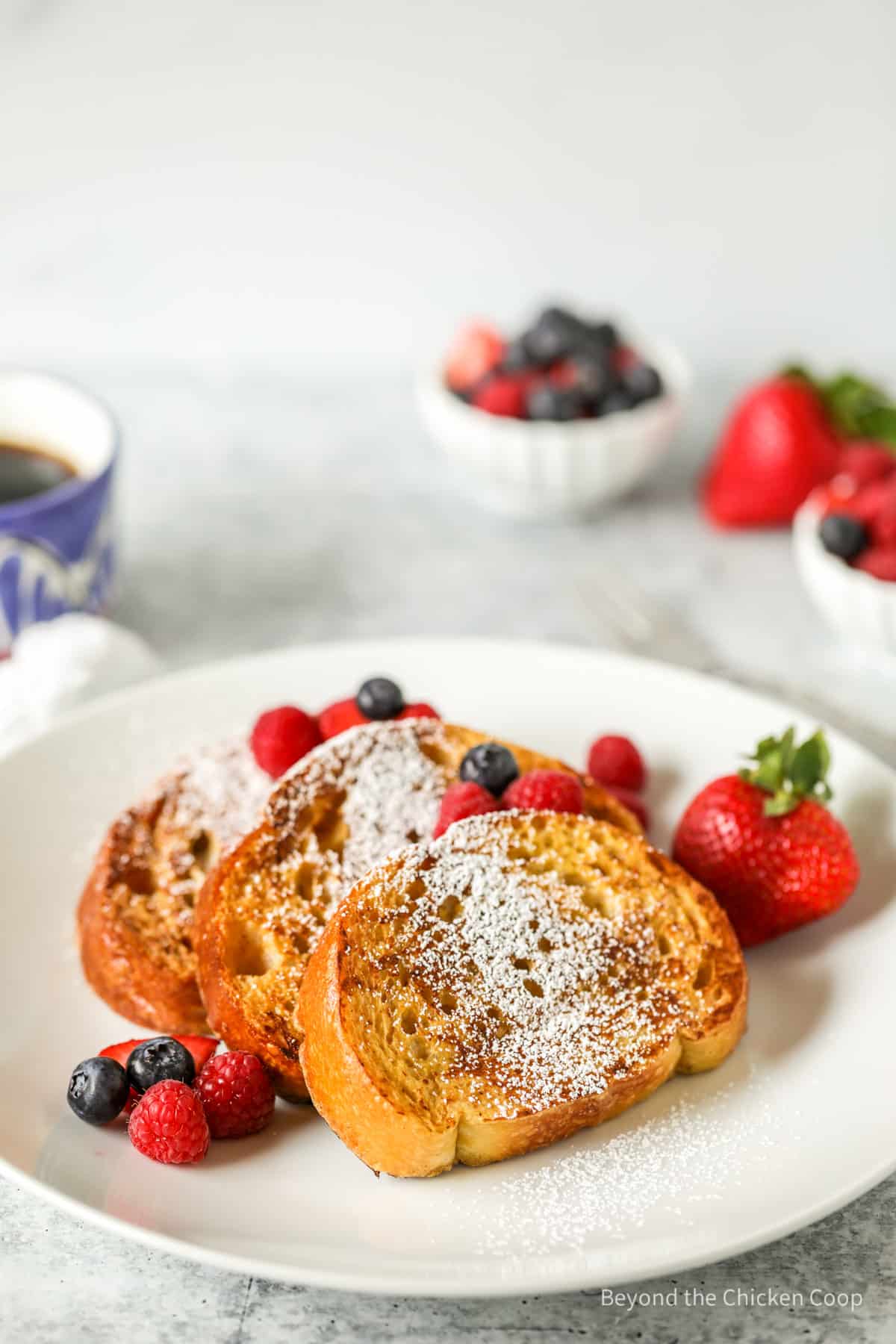 Cinnamon french toast topped with powdered sugar.