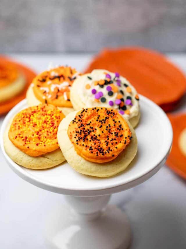 Create Delicious Halloween Cookies at Home