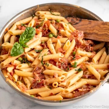 Prosciutto Pasta in a skillet.